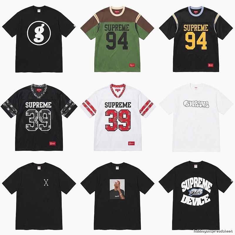 Supreme retro style black T-shirt