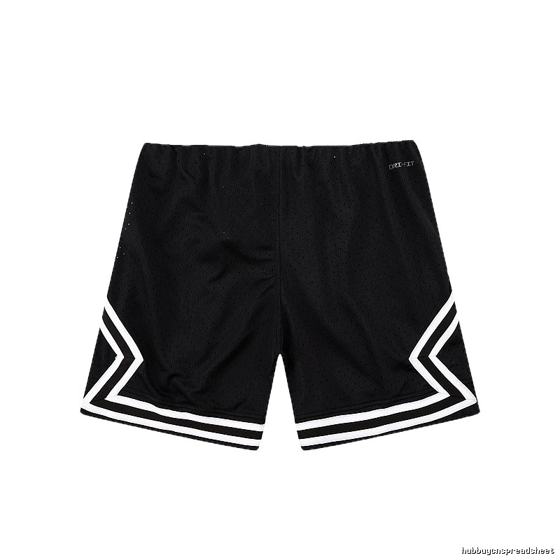 AJ sporty black shorts