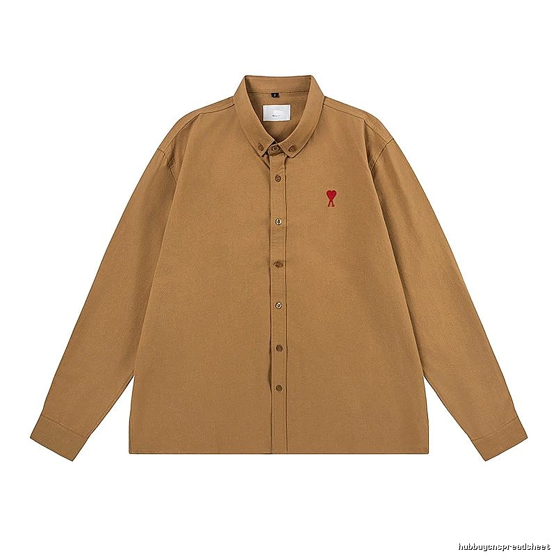 AMI's loving and simple khaki shirt