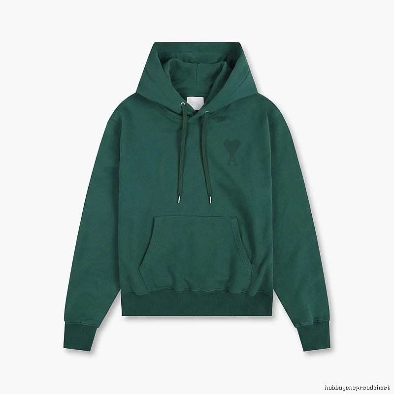 AMI's simple and loving style hoodie.