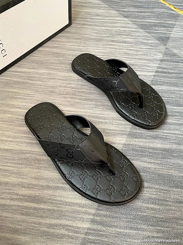 Gucci GG Embossed Light Luxury Style Black Flip-Flops