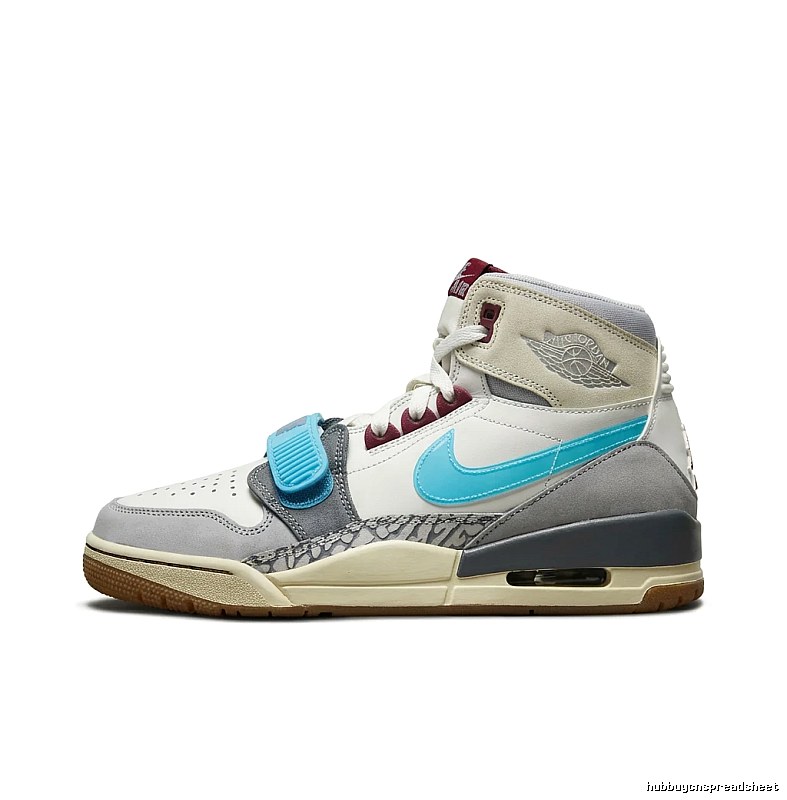 Jordan series retro-style white and blue sports shoes