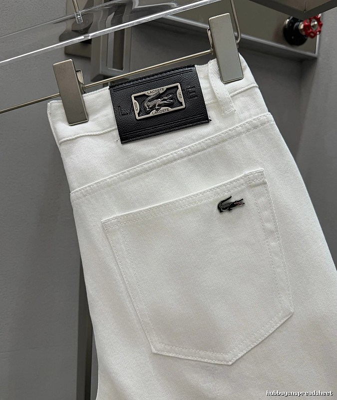 Logo Jeans with green crocodile emblem and clean back pocket - Lacoste Weekend Edit