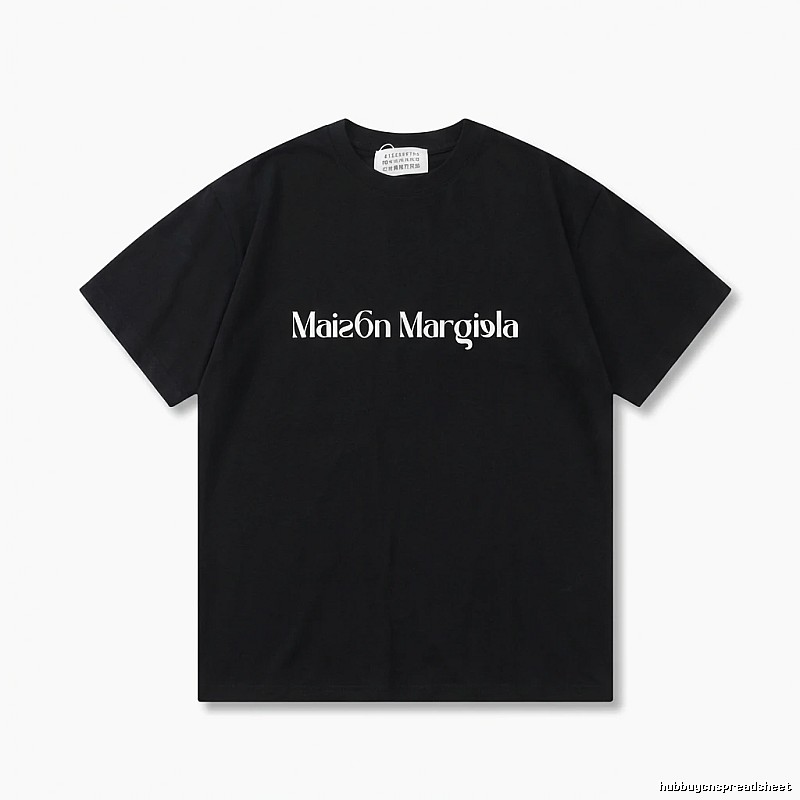 Maison Margiela minimalist style black T-shirt