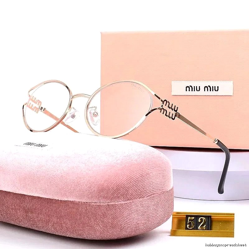 Miu Miu Resort Oversized sunglasses Black Oval Sunglasses for Travel Looks