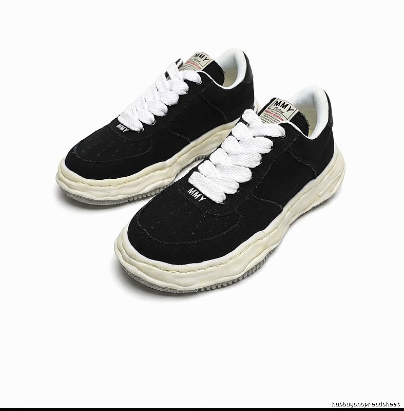 MMY retro-style black canvas shoes