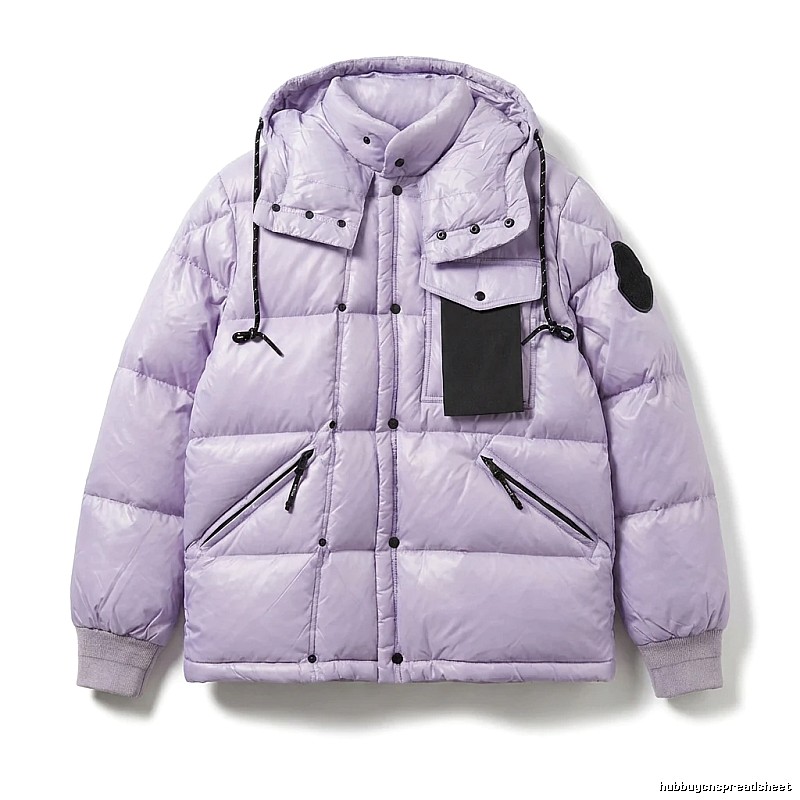 Moncler's trendy and cool series light purple down jacket