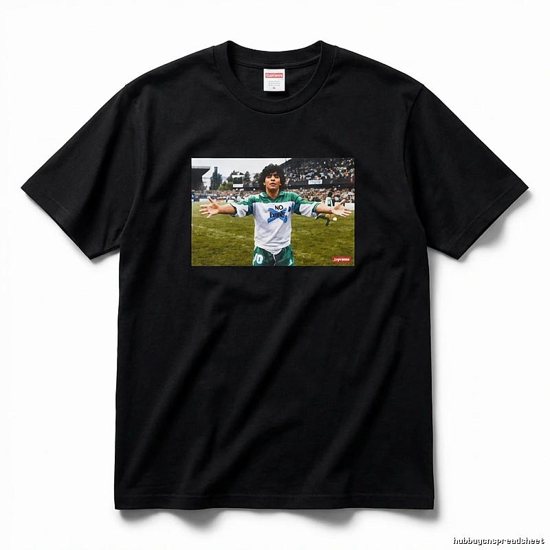 Supreme Maradona-style black T-shirt