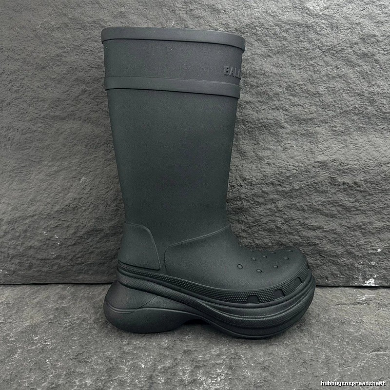 Tall Green Rubber Boot Rain Boot for Daily Rotation