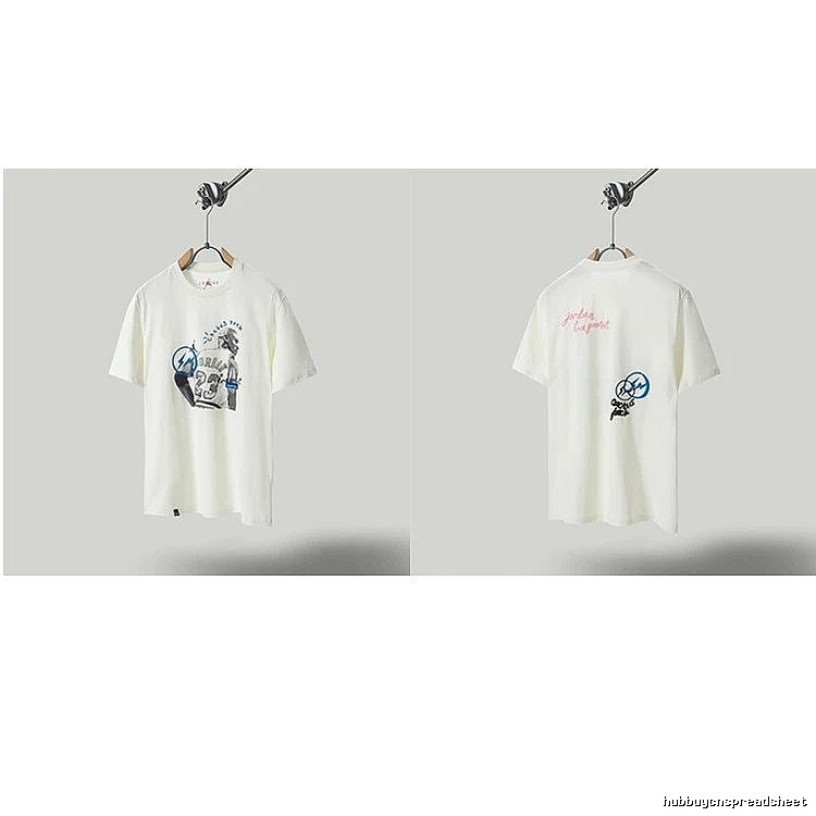 Travis Scott x Jordan Co-branded Graffiti-style Off-white T-shirt