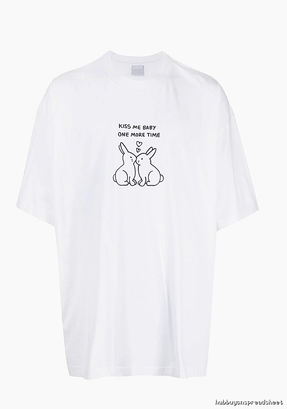 Urban Statement graphic T-shirt Black Colorful Lucky with Casual Appeal